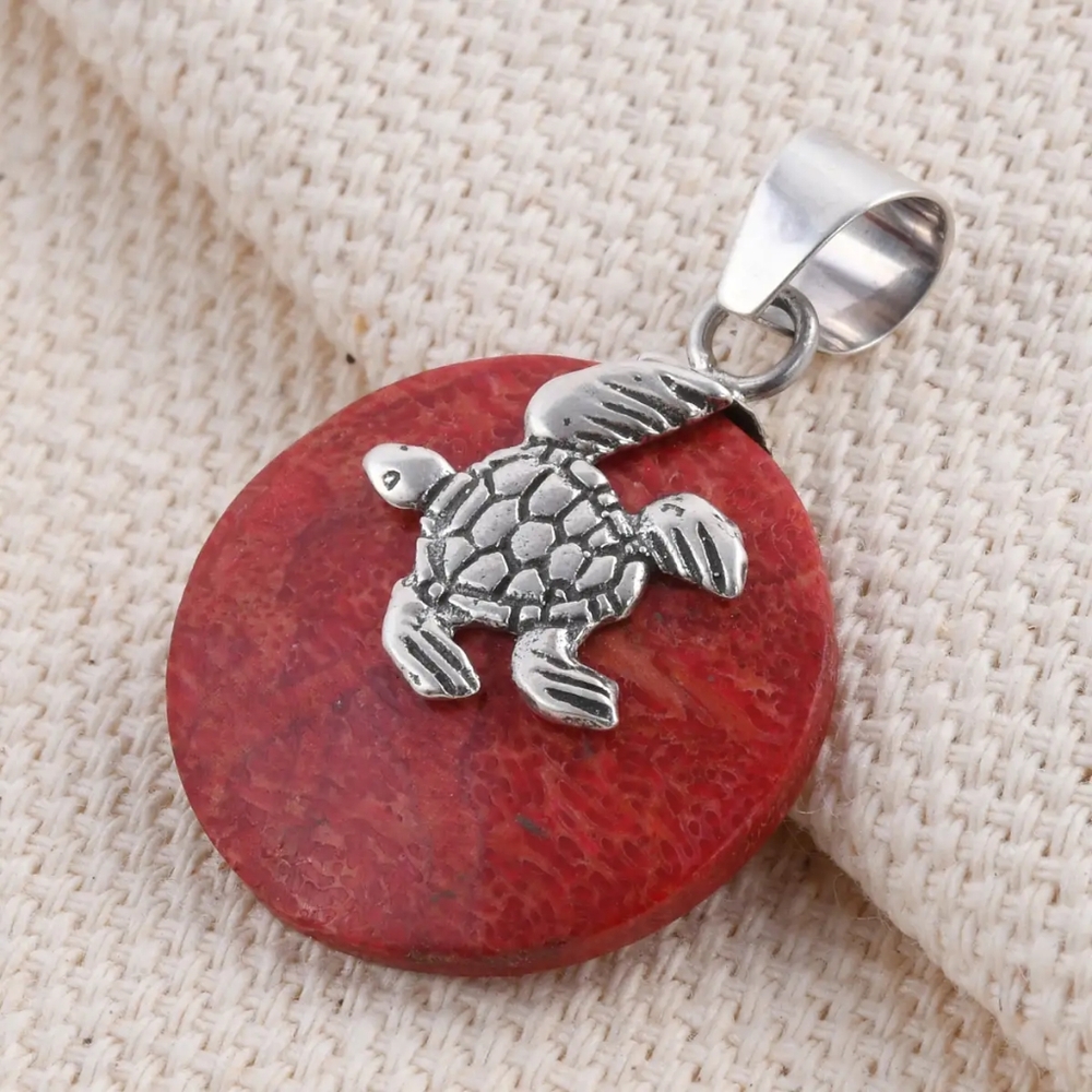 Sponge Coral Turtle Pendant in Sterling Silver